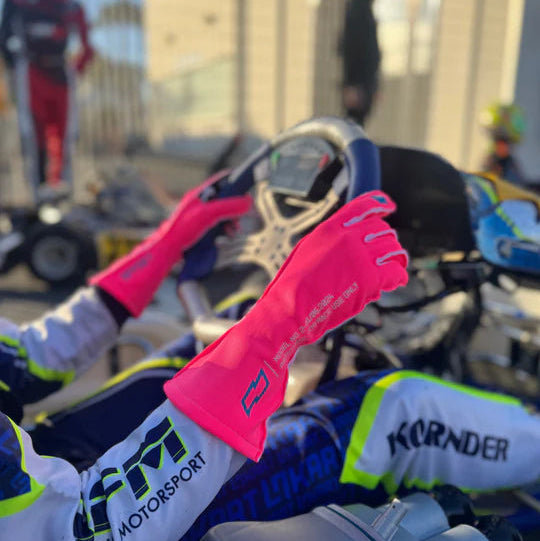 point-karting-offset-hot-pink-glove